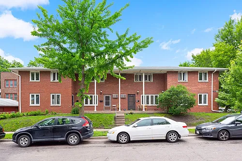 1517 Grand Ave #1 Photo 1