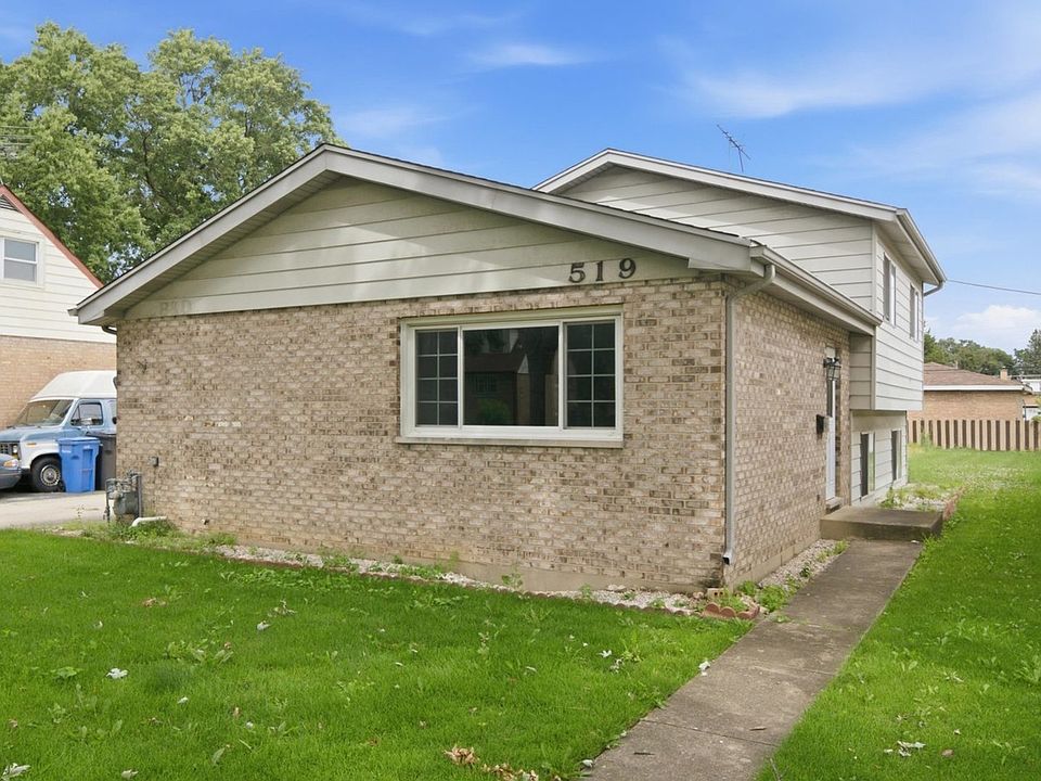 1st image of 519 Maple Ln
