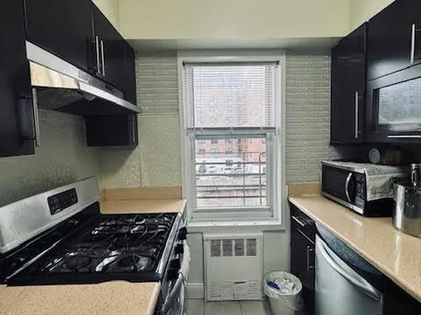 143-43 41 Avenue #3L, Flushing, NY 11355