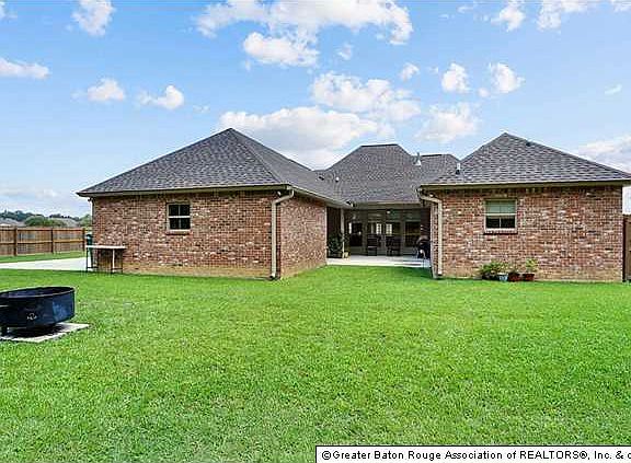 3rd image of 10044 W Summerfield Dr