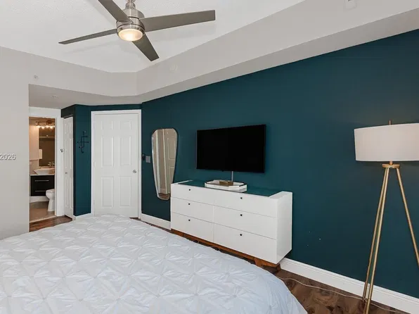17145 N Bay Rd, Sunny Isles Beach, FL