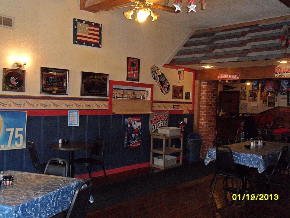 2nd image of 505 Water St