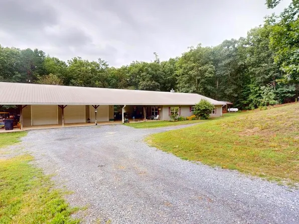 2072 Sol Shanholtz Rd, Augusta, WV 26704