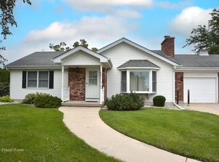 1009 3rd St, Harvard, IL 60033