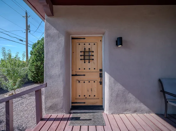 1417 Agua Fria St, Santa Fe, NM 87505