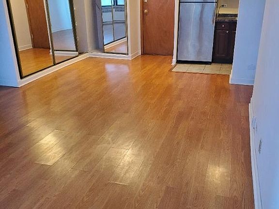 4th image of 4180 N Marine Dr Chicago Il 60613 #Usa