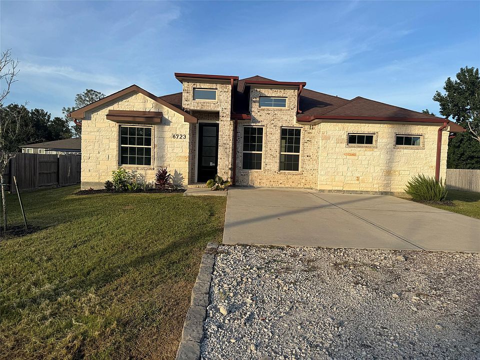1st image of 6723 Windhaven Rd