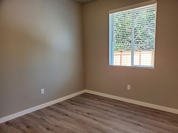 5th image of 6916 Liberty St SW #2