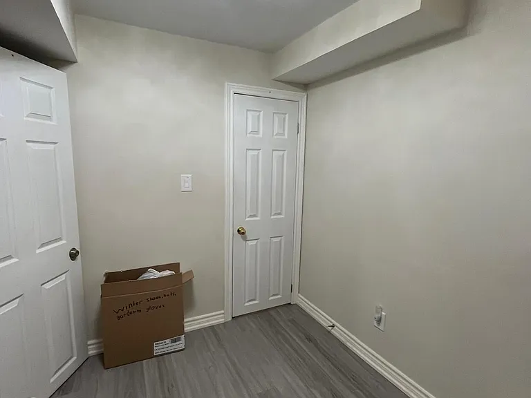 25 Haverhill Cres — Photo 15