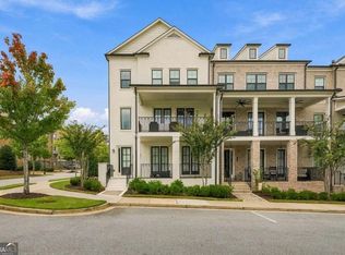 112 Harlow Cir, Roswell, GA 30076