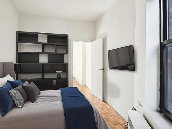 323a East 89th Street image 5 of 7