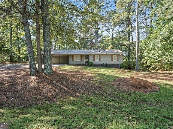 3rd image of 1537 Georgia Ave S