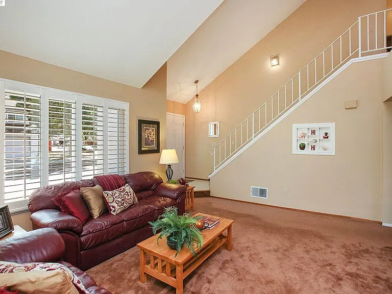 2114 Delucchi Dr — Photo 9