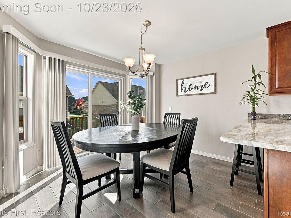 20852 Belclare Dr, photo 11