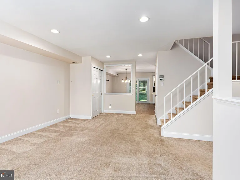 3491 Coventry Pl — Photo 3
