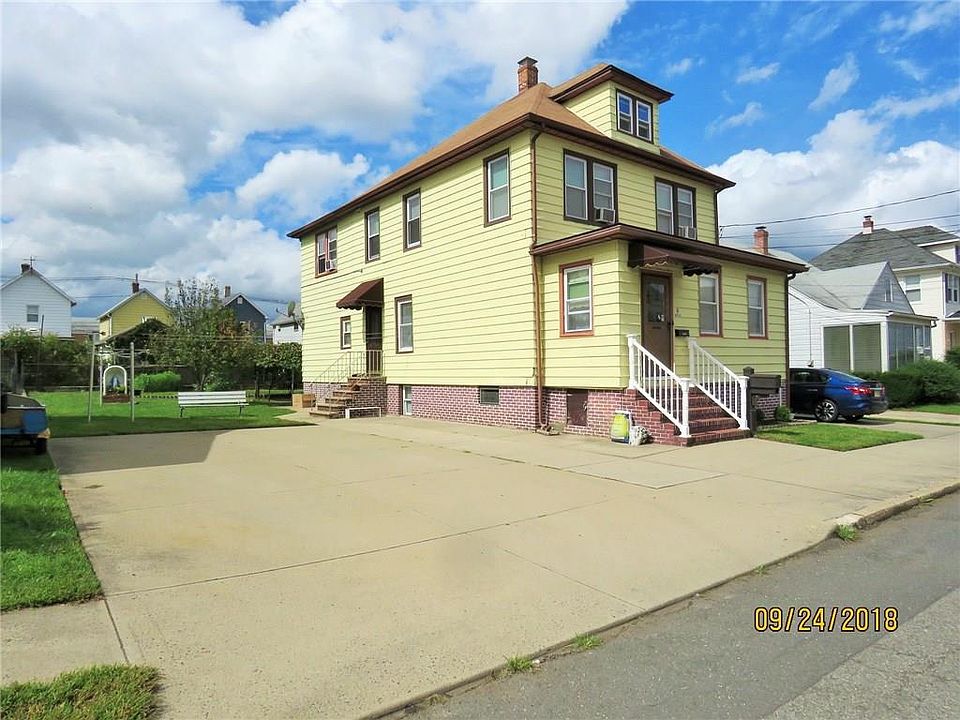 2nd image of 8 Stanton St