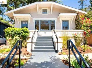 56 Entrada Ave, Oakland, CA 94611