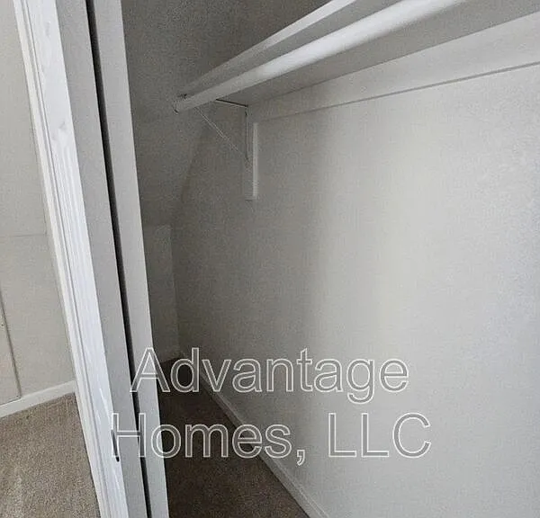4619 Bell St — Photo 22
