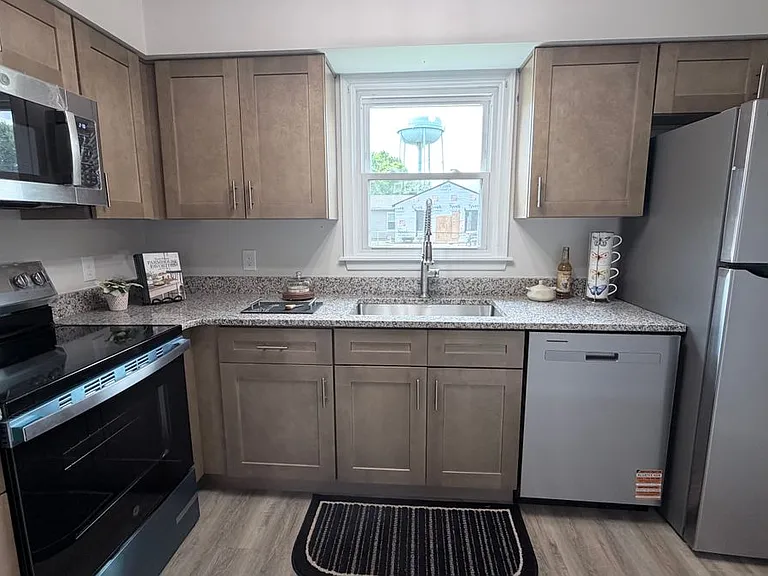 510 Hamilton St — Photo 9