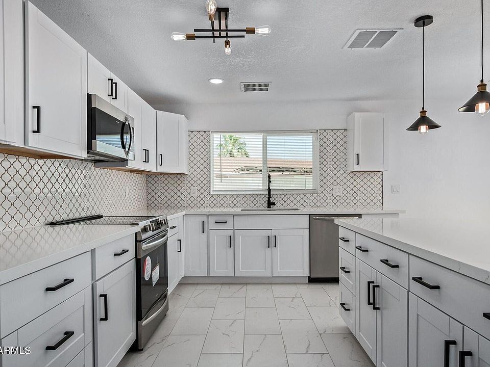 1st image of 15248 N 38TH Street