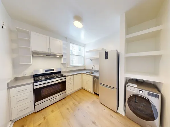 1650 Clay St #7, San Francisco, CA 94109