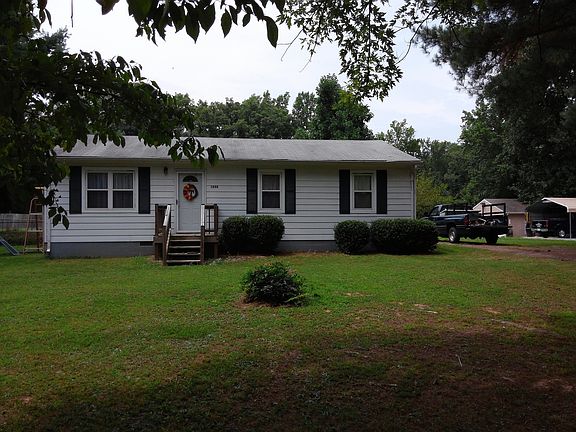 2nd image of 1255 W Chapel Dr