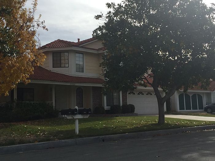 1st image of 45388 Clubhouse Dr
