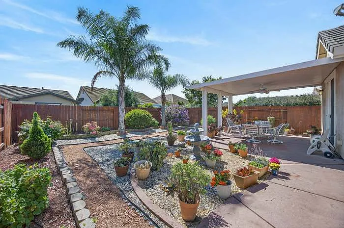 7540 Abbey Cir — Photo 15