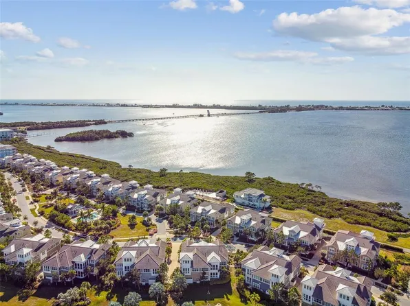 327 COMPASS POINT DRIVE #202, BRADENTON, FL 34209