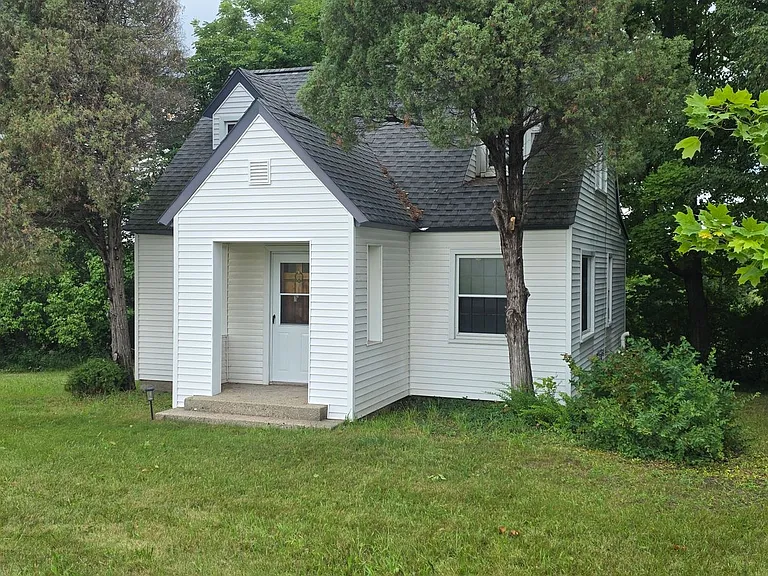 13497 Center Rd — Photo 22