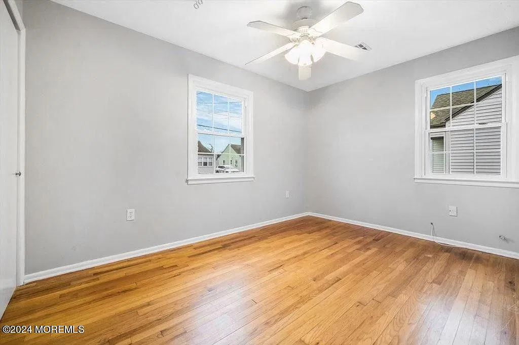 3 bed, 828 sqft, $3,000 — Photo 4