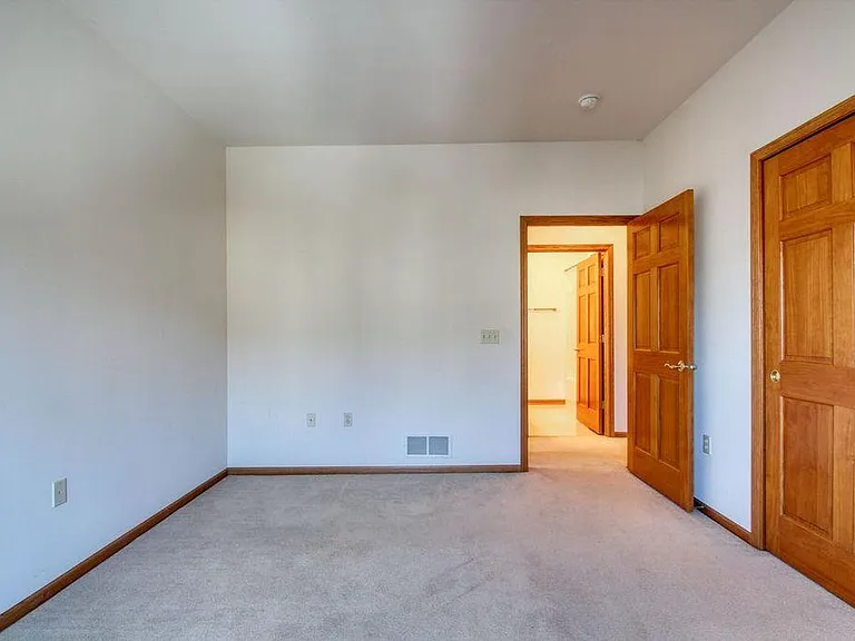 1420 Gabriel Dr #4 — Photo 13