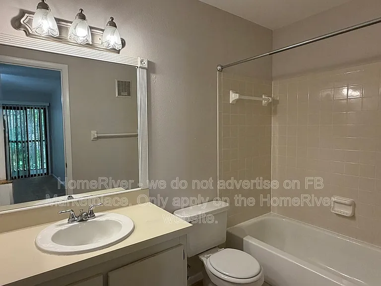 6010 Laketree Ln #H — Photo 17