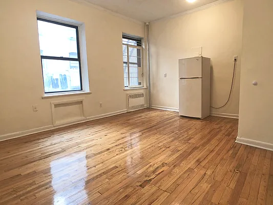 Rented by Corcoran | media 6