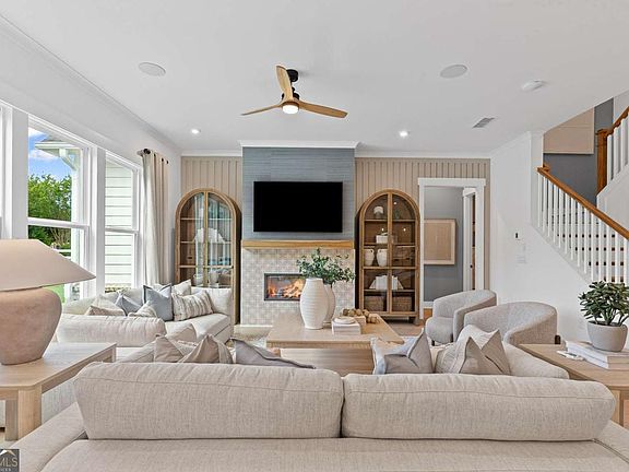 5th image of 299 Rockledge Bnd