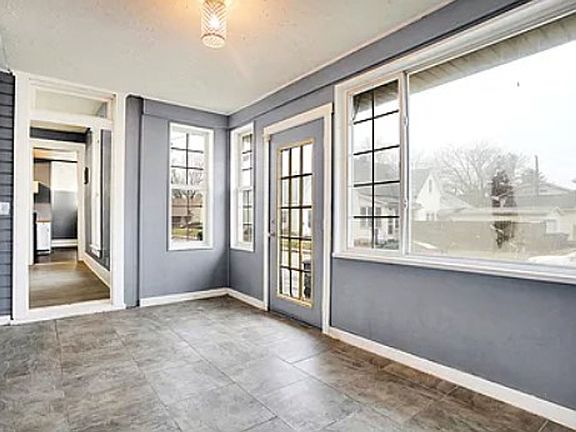 5th image of 423 N Webster St