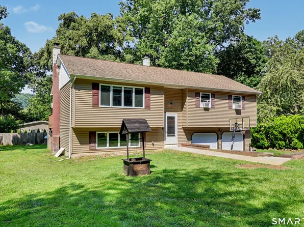 444 Candlewood Lake Road North, New Milford, CT 06776