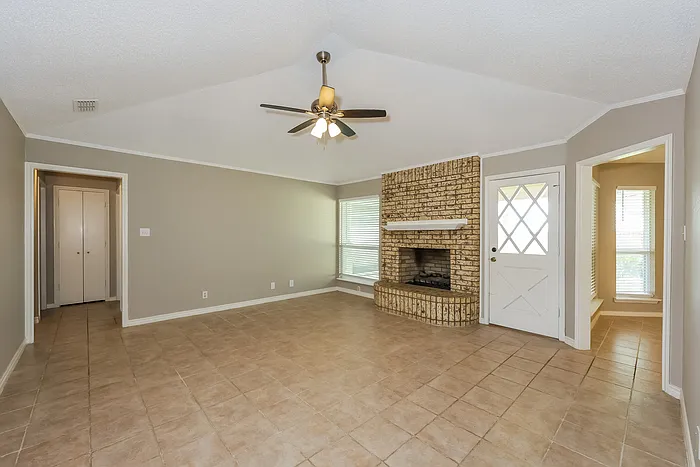 106 Pueblo Dr — Photo 5