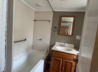 111 Maple St, Westville, IL 61883