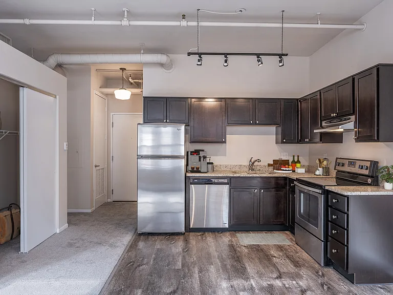 Groton Lofts — Photo 35