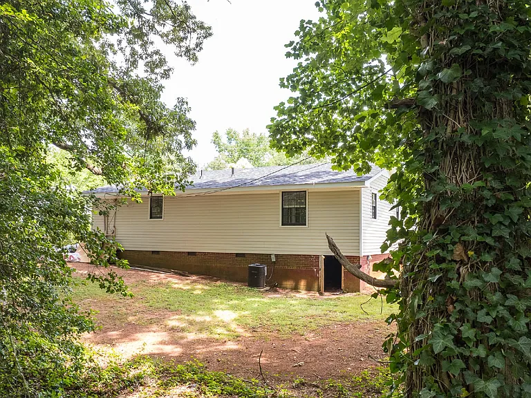 2017 Redwood Cir — Photo 9