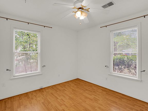 5th image of 324 Westridge Rd