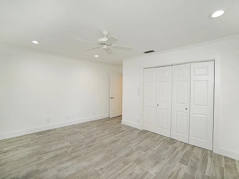 6943 Giralda Cir — Photo 18