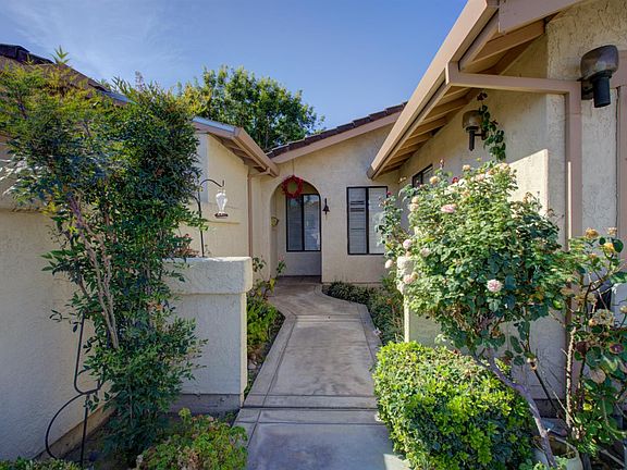 3rd image of 1311 Trinity Way