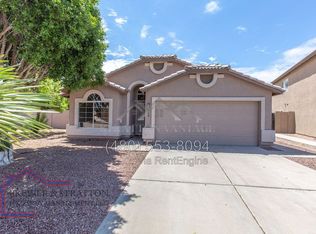 689 W Constitution Dr, Gilbert, AZ 85233