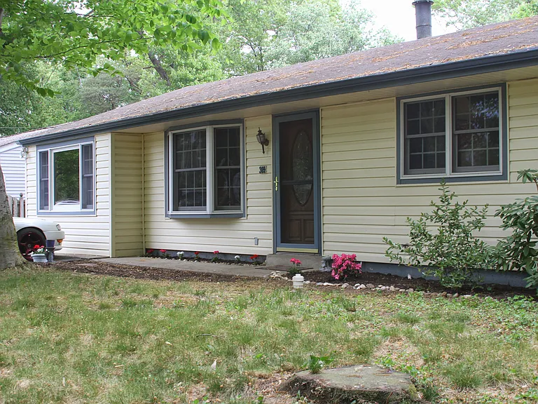 309 Cedar Ln — Photo 20