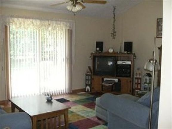 2nd image of 15605 Roxboro Dr #5