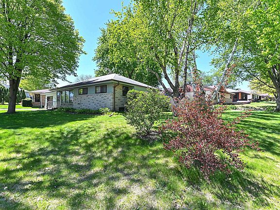 2nd image of 541 N 109th STREET