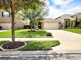 9827 Opal Rock Dr, Rosharon, TX 77583