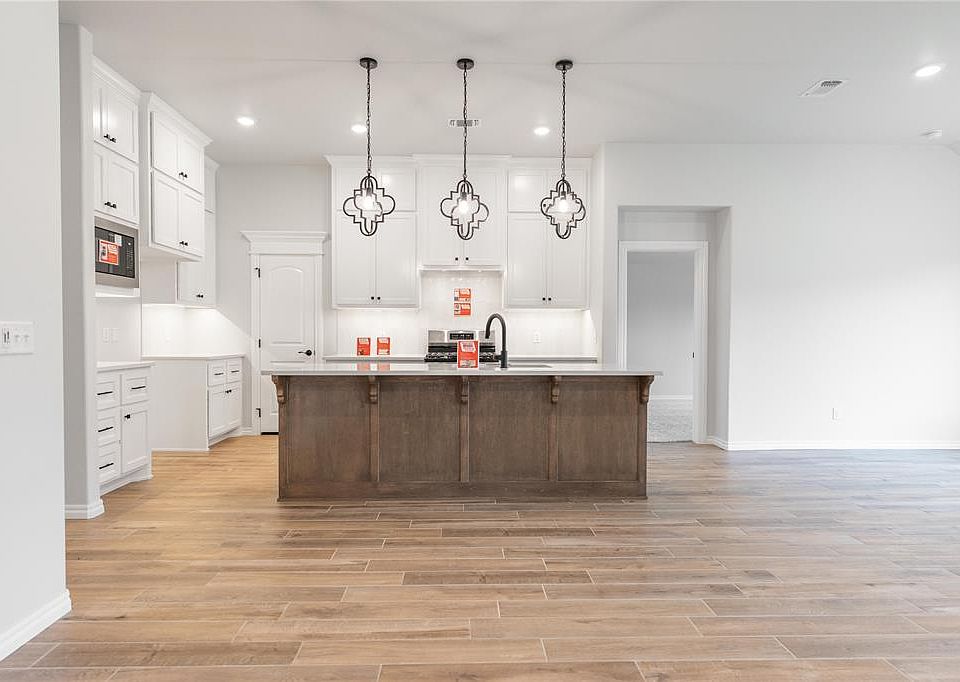 1st image of 3824 Lleyton Dr